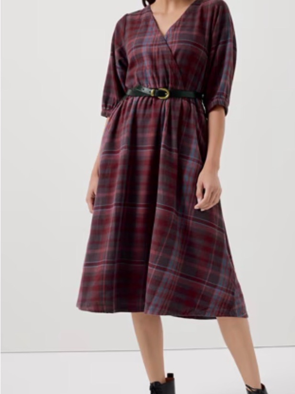 Pact Fireside Flannel Crossover Faux Wrap Midi Dress in Burgundy Size XS - Picture 4 of 12